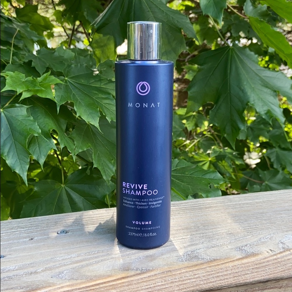 MONAT revive shampoo